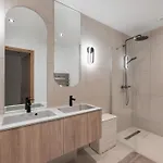 Spacieux Moderne A Megeve, 6 Personnes - Fr-1-569-129 * Megeve